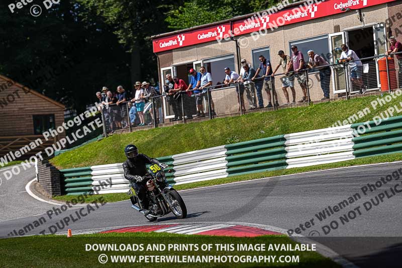 Vintage motorcycle club;eventdigitalimages;mallory park;mallory park trackday photographs;no limits trackdays;peter wileman photography;trackday digital images;trackday photos;vmcc festival 1000 bikes photographs